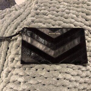 slim purse wallet Michael Kors